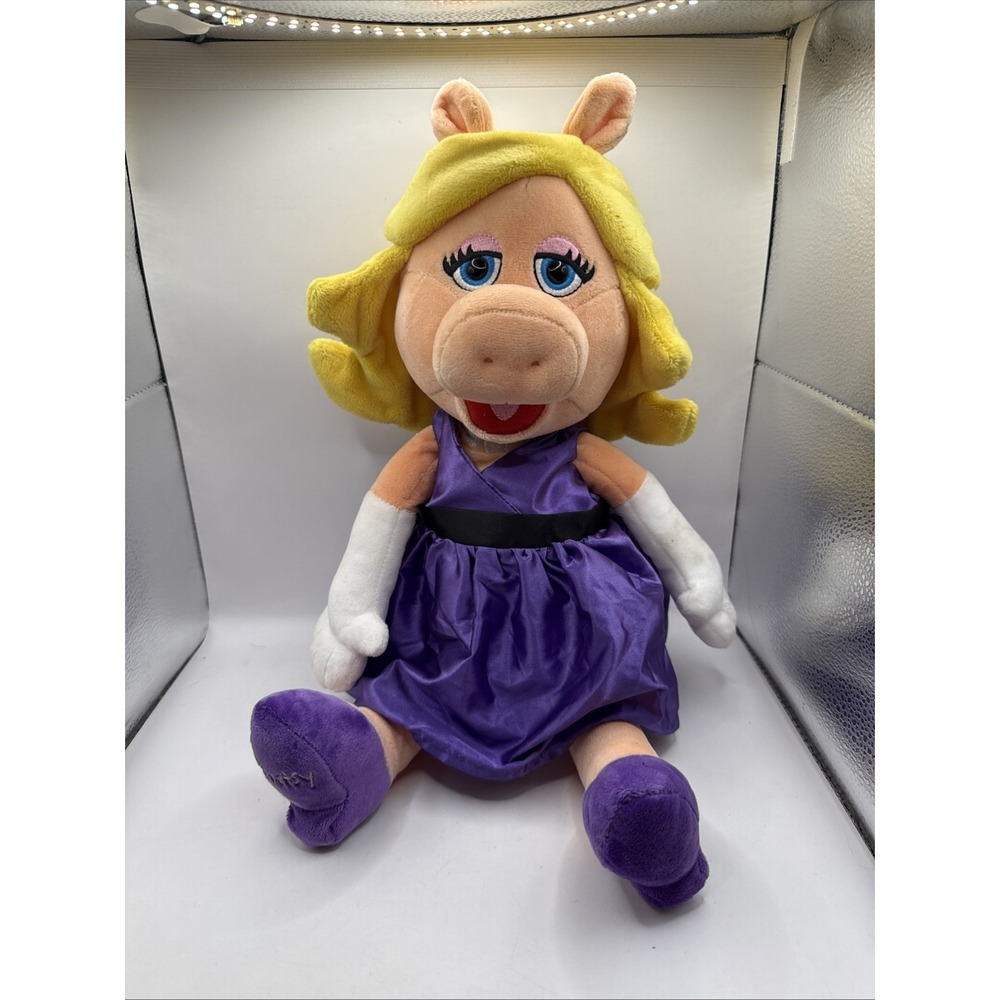 Scentsy Buddy Disney Muppets Miss Piggy Limited Edition Plush Stuffed Scented